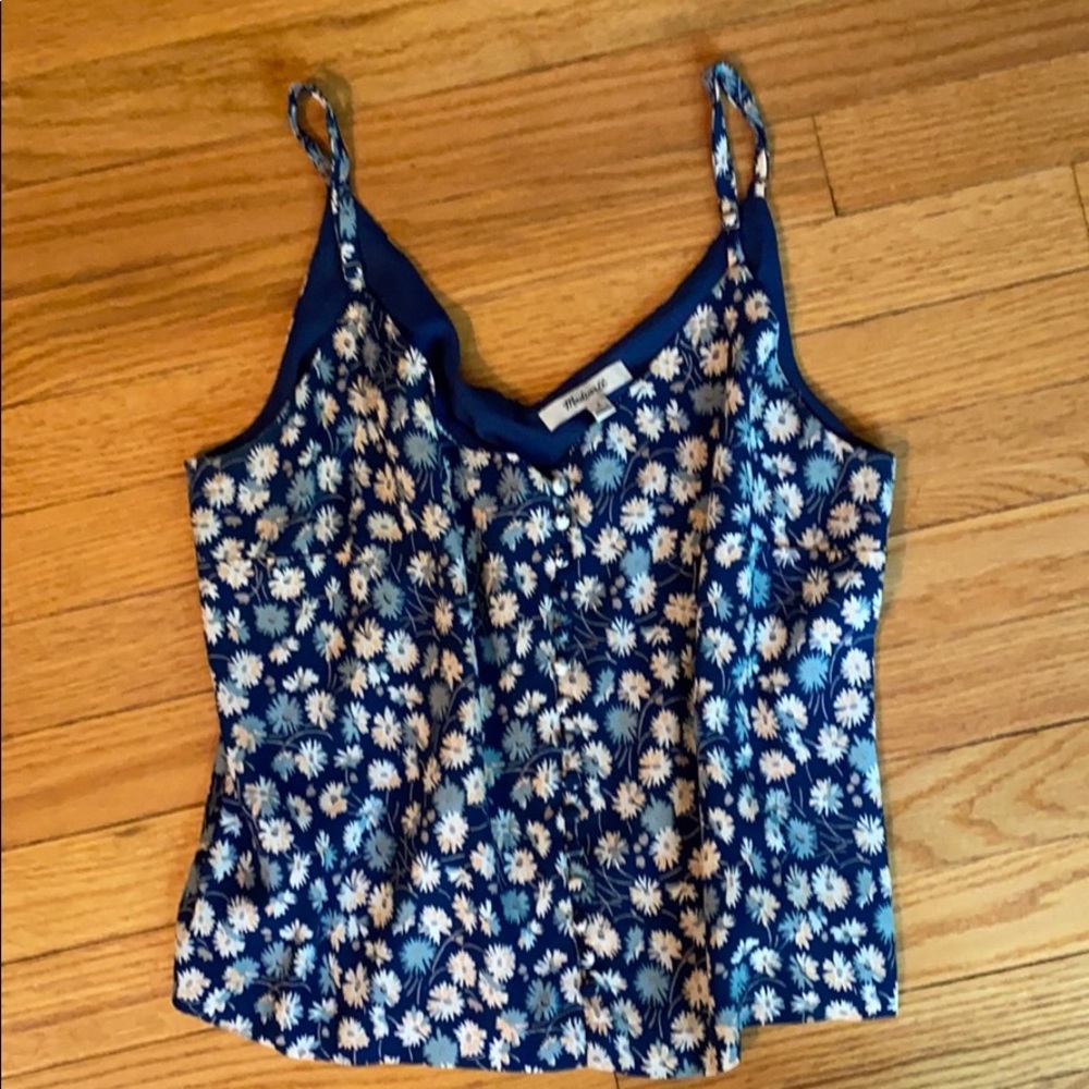 Madewell button crop cami in cute floral print!